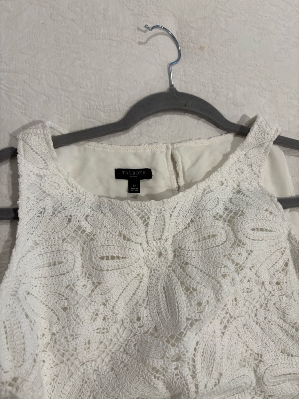 Talbots Cream Crochet Lace Sleeveless Shell